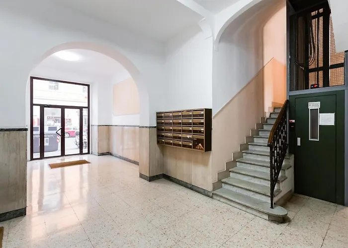 Bdc - The Choice, Your 2-bdr In Vatican District *